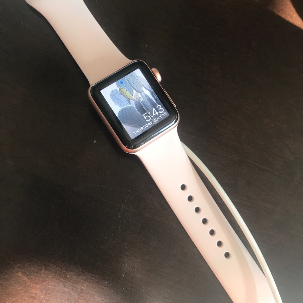 Adorable Rose Gold Apple Watch